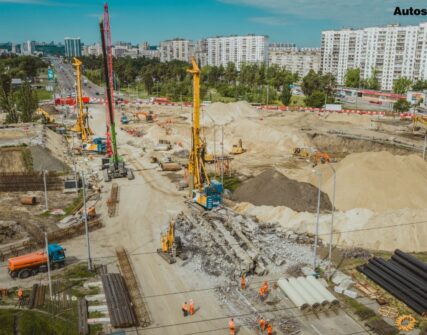 Реконструкція шляхопроводу біля метро «Чернігівська»: новий етап робіт