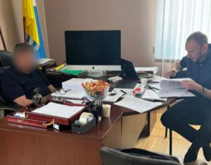 Мера на Обухівщині викрили на схемі із землею та 75 млн грн збитків