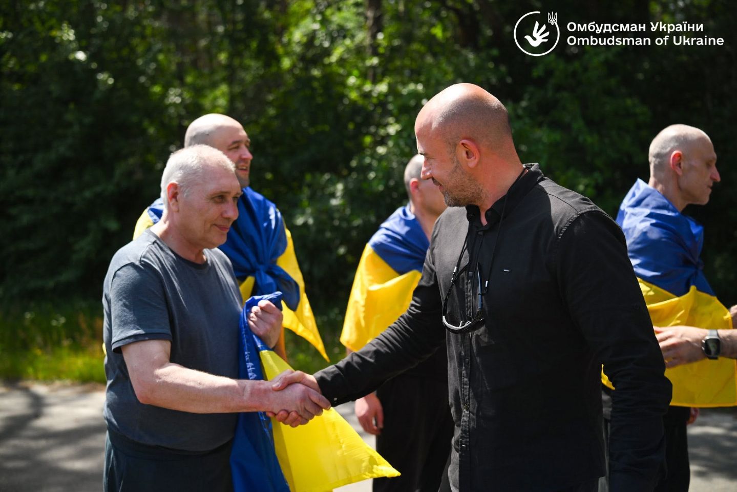 Сім українських цивільних повернулися з російського полону