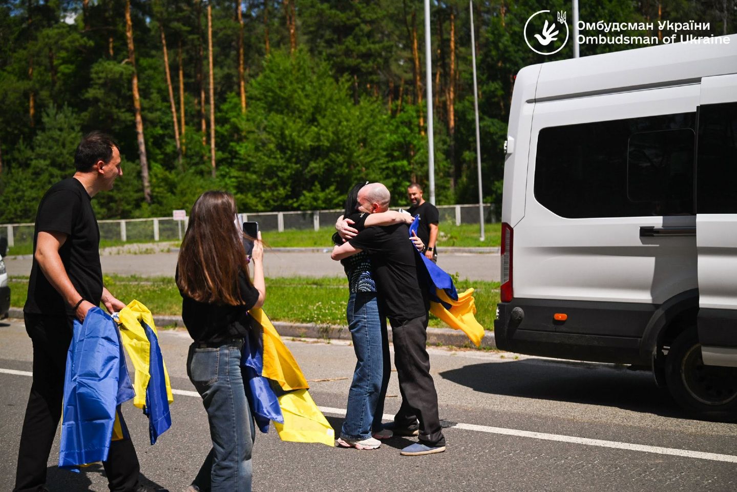 Сім українських цивільних повернулися з російського полону