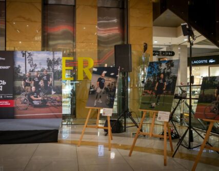 У Києві відкрилася фотовиставка про відновлення ветеранів: де побачити