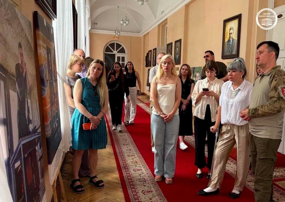 У КНУ відкрили фотовиставку про життя ветеранів: 21 історія захисників