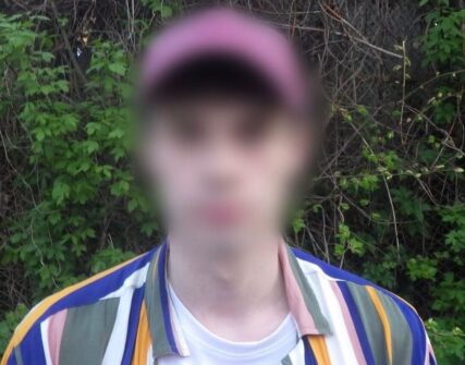 Наркозакладника з 37 колбами канабісу судитимуть у Києві