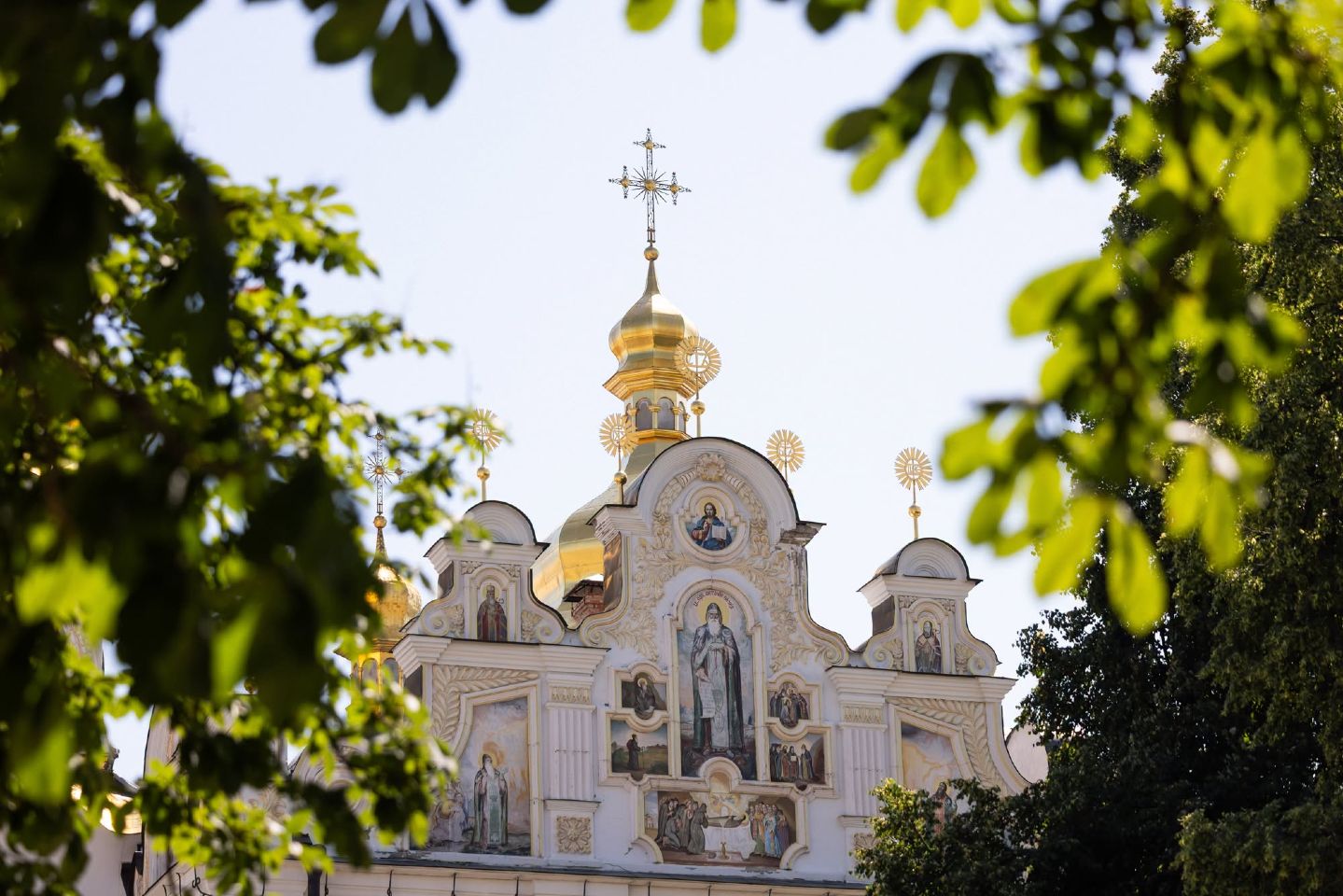 Зеленський підписав указ про оновлення Лаври до тисячоліття