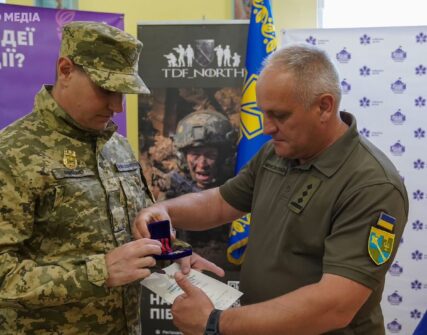 Показ "Чернігівського щита": у Києві вшанували героїв оборони Чернігова