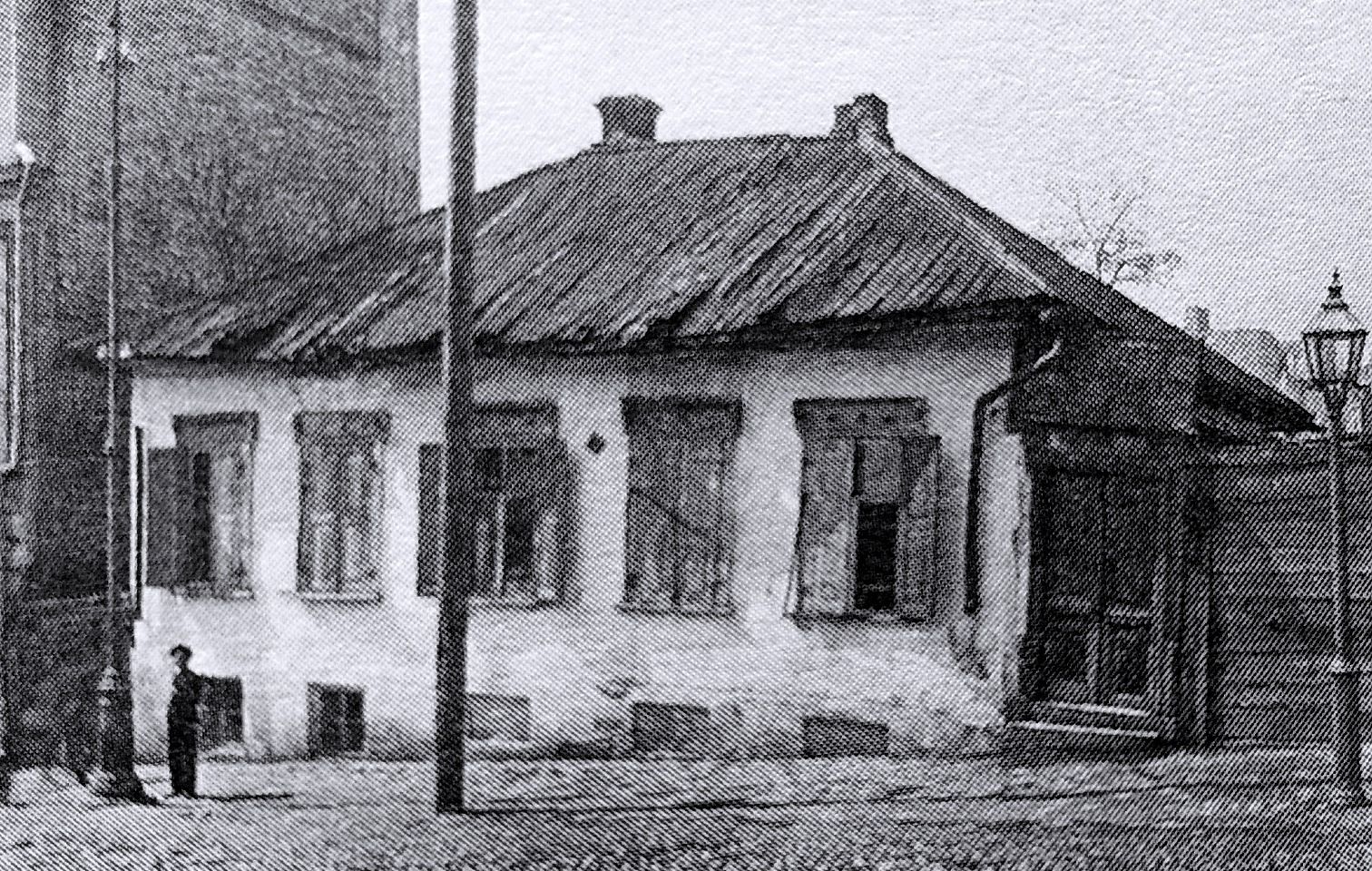 Будинок Козеровського на Костельній 7: історія, легенди та Саакашвілі