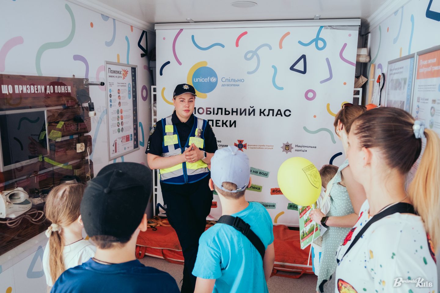 У Києві відбувся Red Cross Family Fest: навчання першій допомозі та безпеці