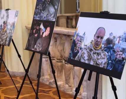 Виставка про Героя України Андрія Парубія відкрилася в КМДА