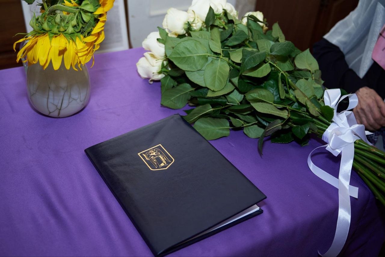 Валентині Гончар — 100 років: берегиня спадщини Олеся Гончара святкує ювілей