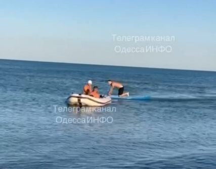 На Одещині врятували дитину та двох дорослих, яких віднесло в море