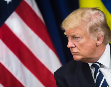 Трамп відновив блокаду іранського судноплавства та ввів мито за Ормузьку протоку