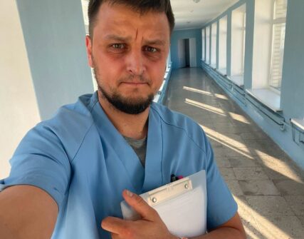 Психотерапевт Володимир Багненко: чому після небезпечної ночі важливо дбати про себе