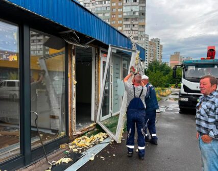 Київ: за тиждень демонтували 34 незаконні об'єкти, повернуто 771,2 кв. м