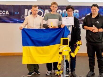Українські школярі здобули медалі на міжнародних змаганнях з кібербезпеки та ШІ ICOA 2026