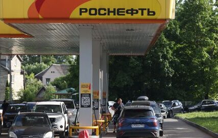 Росія поширює фейки про дефіцит пального в Україні: ЦПД викрив фальсифікації