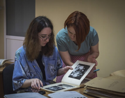 Луцький «Гармидер» готує виставу про діячку Олену Левчанівську