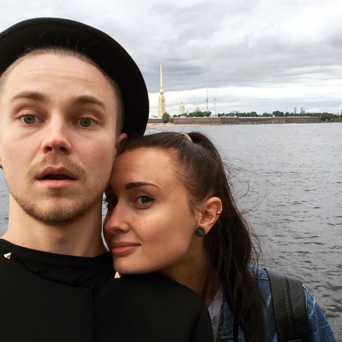 Артем Пивоваров одружився? Мережа обговорює чутки про весілля співака