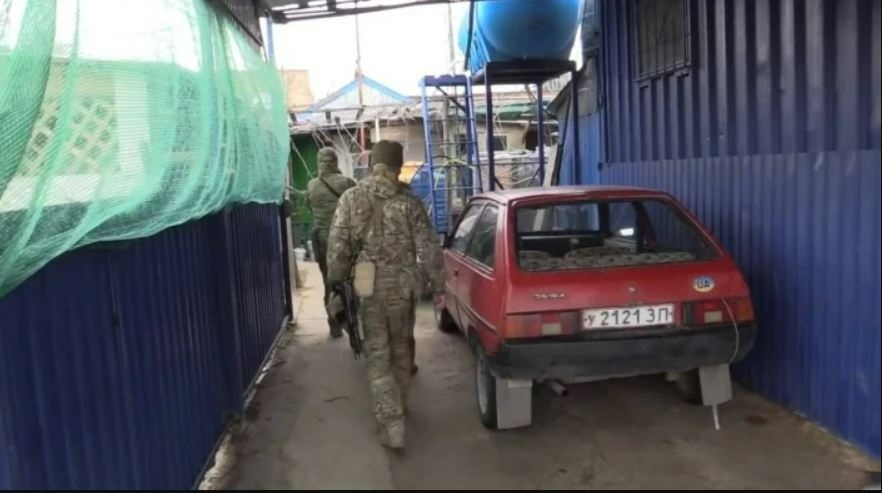 Кирилівка під окупацією: від мільйонів туристів до занепаду та тиску