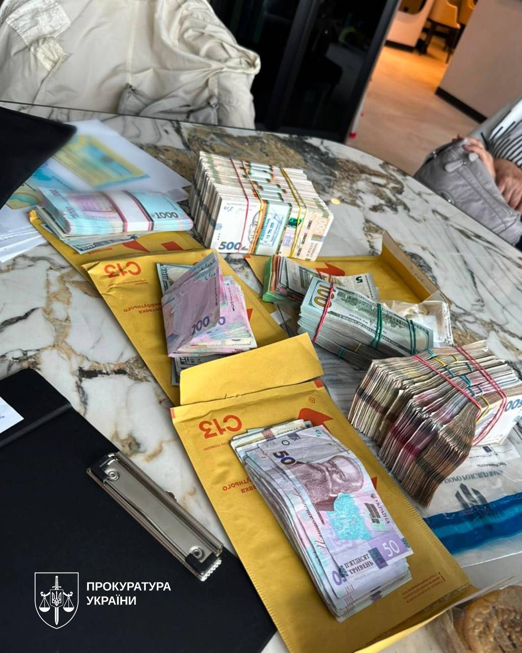 Офіс генпрокурора розслідує розкрадання 6,95 млрд грн на закупівлі БПЛА