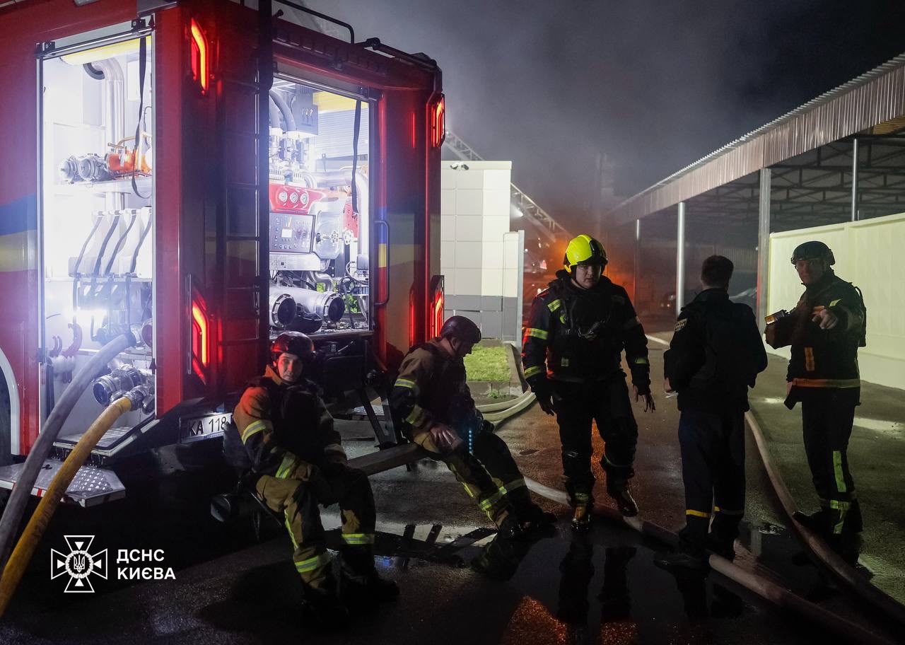 У Києві загинула людина та є поранені внаслідок нічного ракетного удару РФ