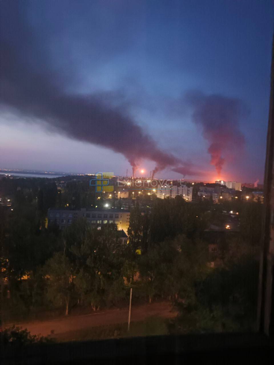 Сили оборони повторно уразили важливі об'єкти в РФ: Нижнєкамскнєфтєхім, Саратовський НПЗ та аеродром