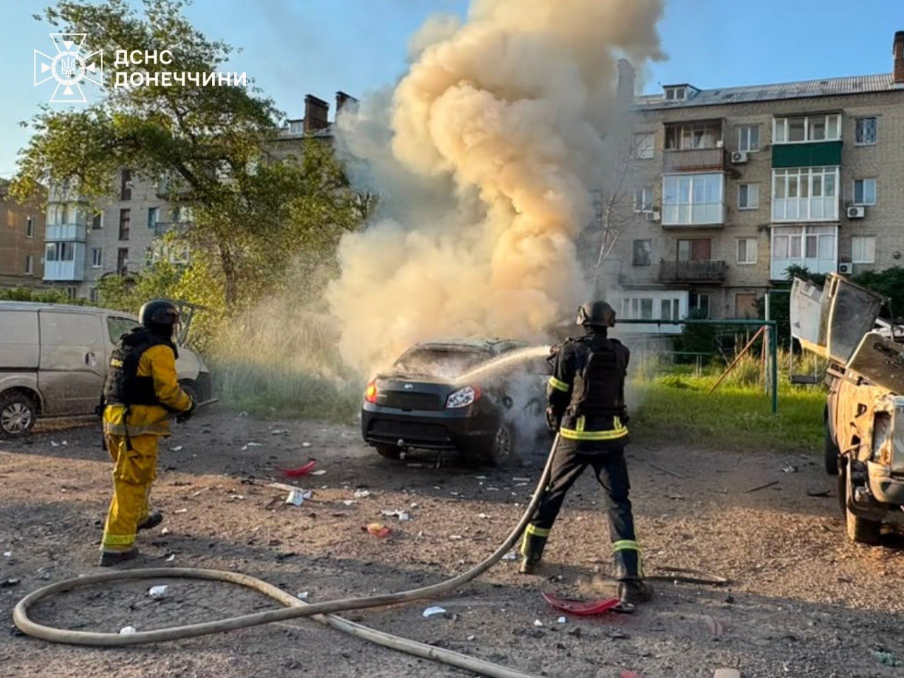 РФ вдарила по Краматорську і Слов'янську: пошкоджені будинки та ТЦ