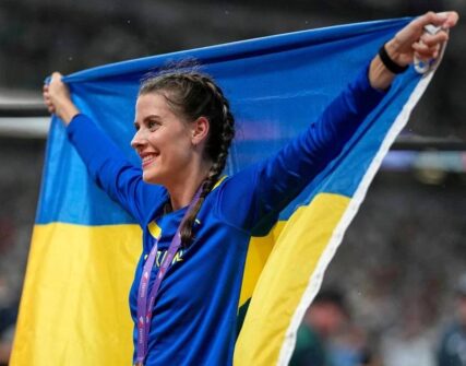Ярослава Магучіх вперше цього літа взяла 2,00 м та виграла чемпіонат