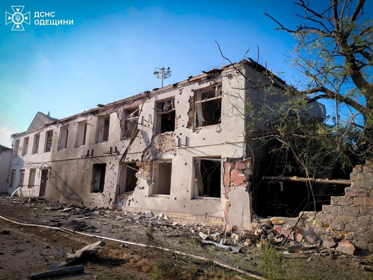 Ракетний удар по Одесі: троє загиблих, троє поранених
