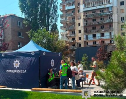Обстріл Києва: 17 поранених, загинула 89-річна жінка