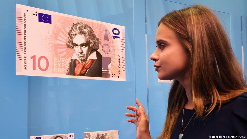 ЄЦБ планує змінити дизайн євробанкнот: видатні постаті чи природа?