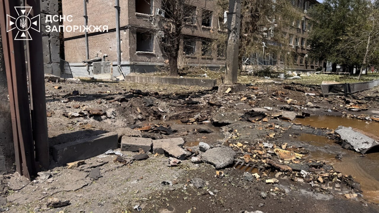 Російські авіаудари по Запоріжжю: загиблий та шестеро поранених