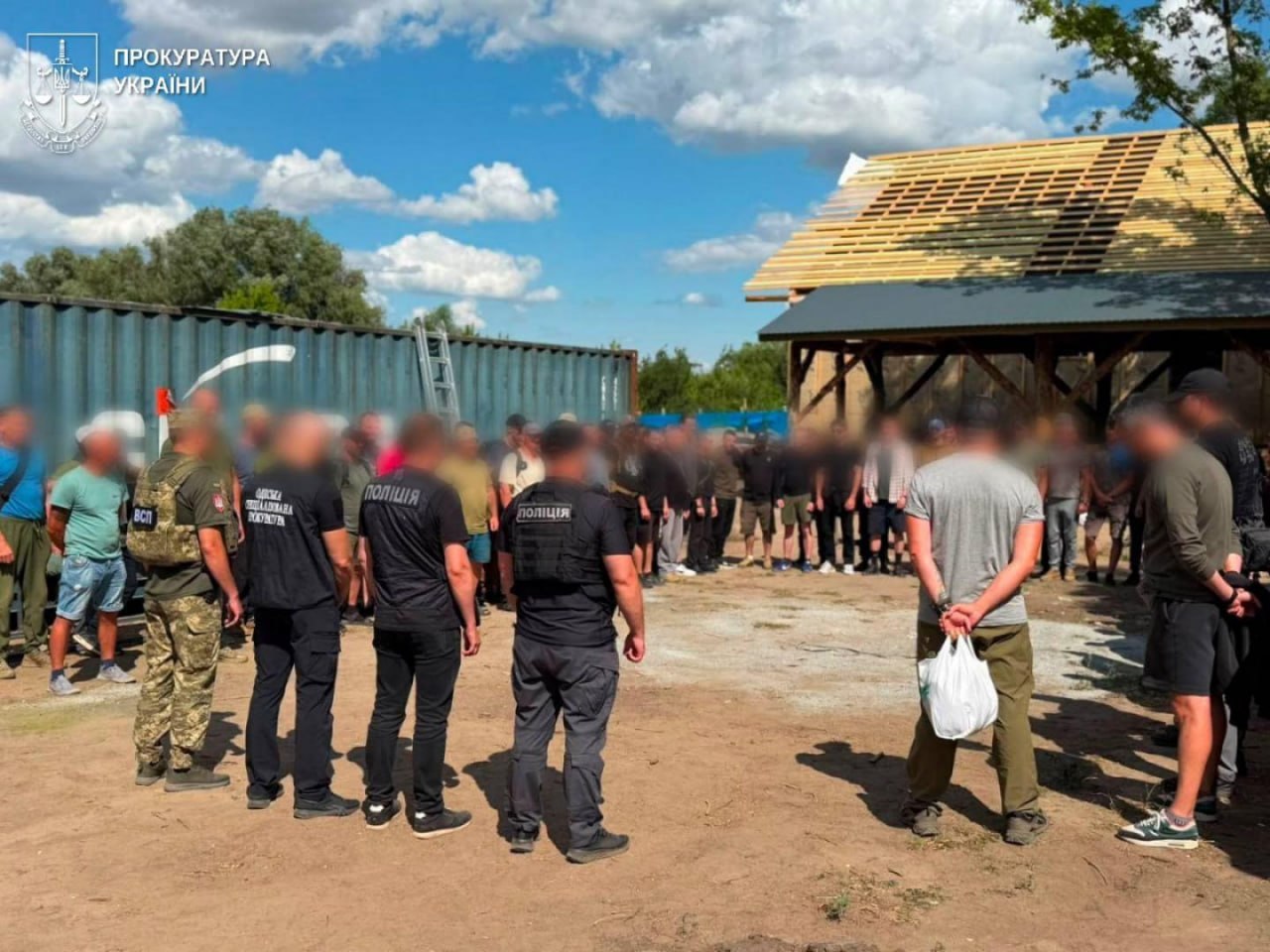 На Одещині командир залучав 83 військових до будівництва будинку