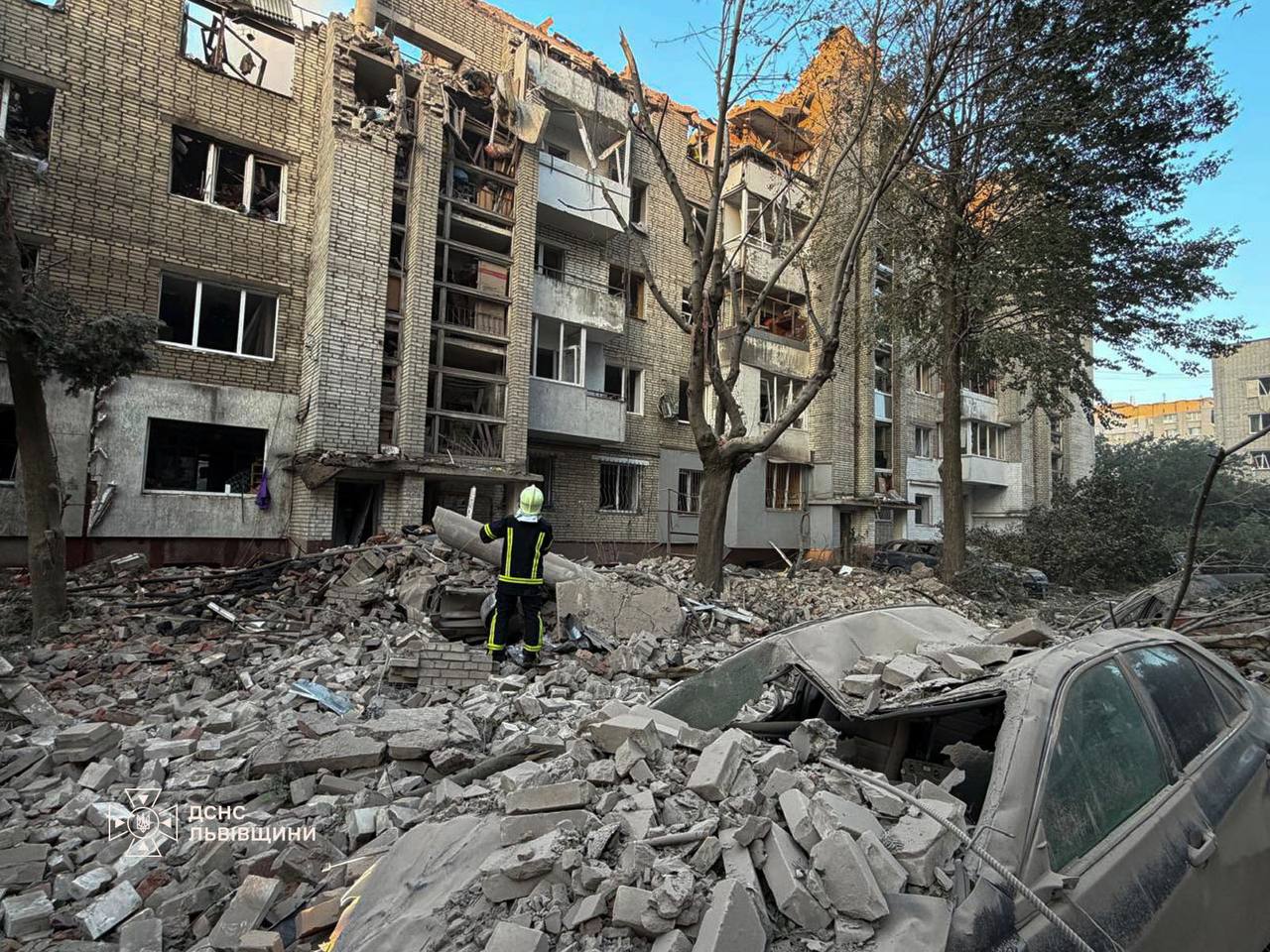 Ракетна атака на Львів 30 липня: близько 20 постраждалих та руйнування