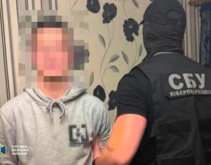 У Запоріжжі затримали паліїв, завербованих РФ через фейкові акаунти