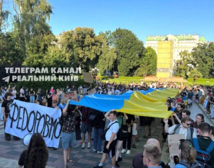 У Києві відбувся марш на підтримку Федорова та реформ Міноборони
