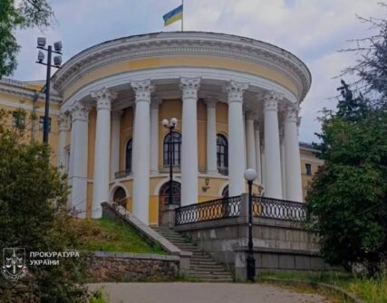 Жовтневий палац повернуто державі: суд ухвалив рішення