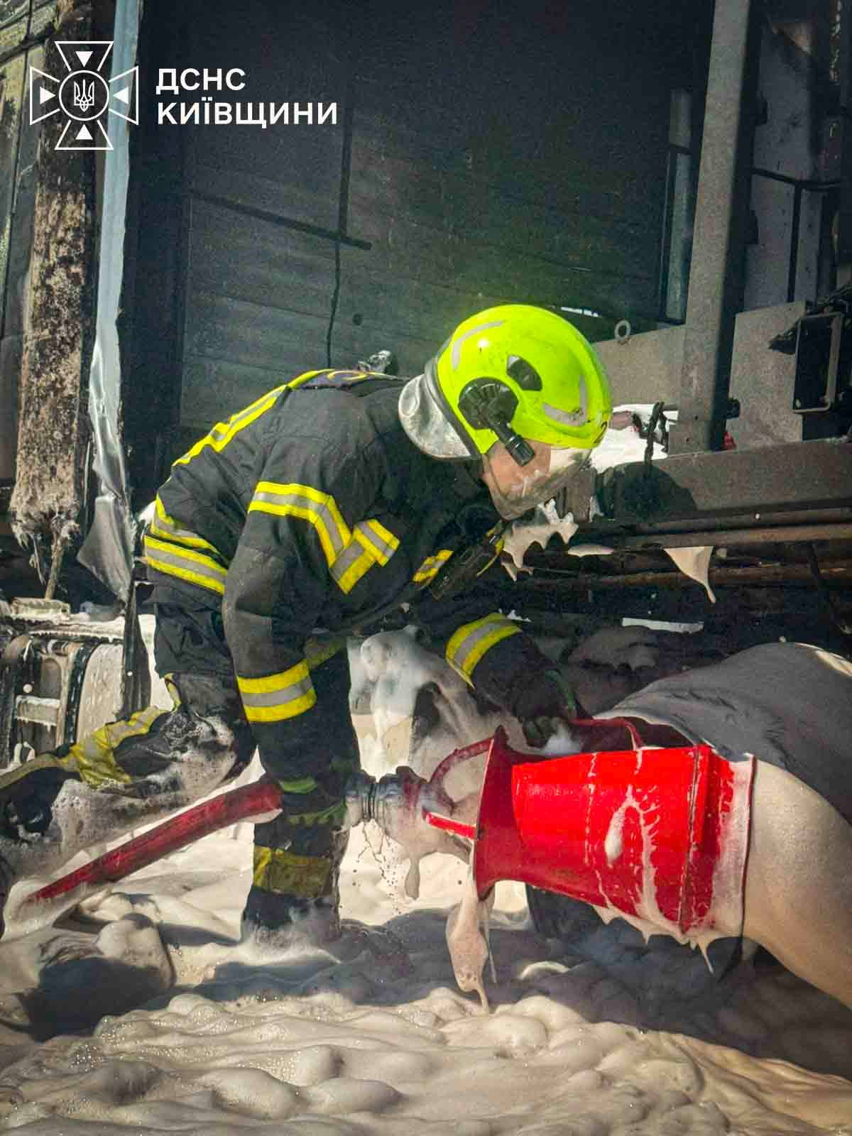 Російські війська атакували Бориспільський район: є загиблі та поранені