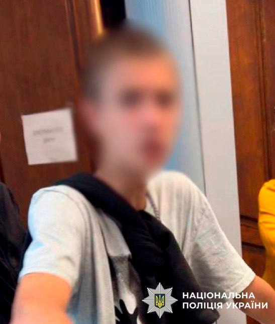 У Києві затримали неповнолітніх, які жорстоко напали на жінок у Подолі: загрожує до 8 років