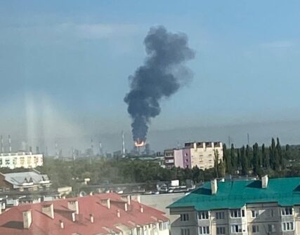 Атака на НПЗ «Газпром нефтехим Салават» у Башкортостані: зафіксовано пожежу