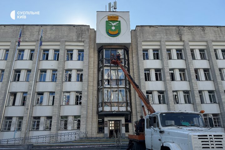 Київ пережив смертоносну ніч: 9 загиблих після ракетного удару РФ