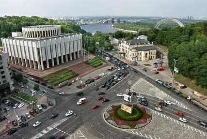 Обмеження руху на Європейській площі в Києві з 15 до 23 серпня