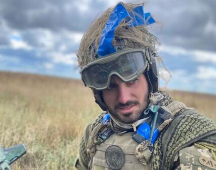 Російський суд заочно арештував сина міністра охорони здоров'я США