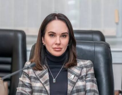 Зеленський звільнив Ірину Мудру після обшуків НАБУ: деталі справи