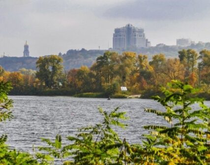 Прогноз погоди на тиждень: спека до +38°С та грози в Україні