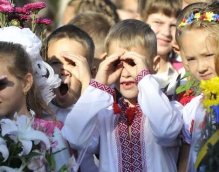 Медогляд та щеплення до школи: КМДА нагадує, що робити у серпні