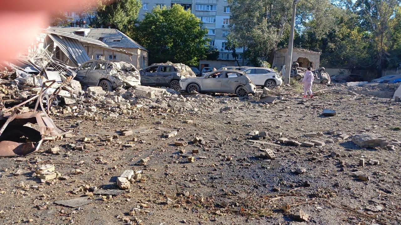 Дитяча лікарня в Києві пошкоджена після нічної атаки 20 серпня