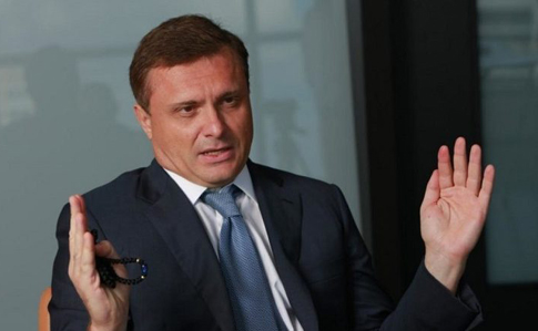 У Києві вирубують 600 дубів під теплотрасу: протести і звинувачення