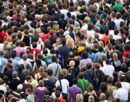 Населення Землі може скоротитися до 4 мільярдів до 2200 року: сценарій вчених