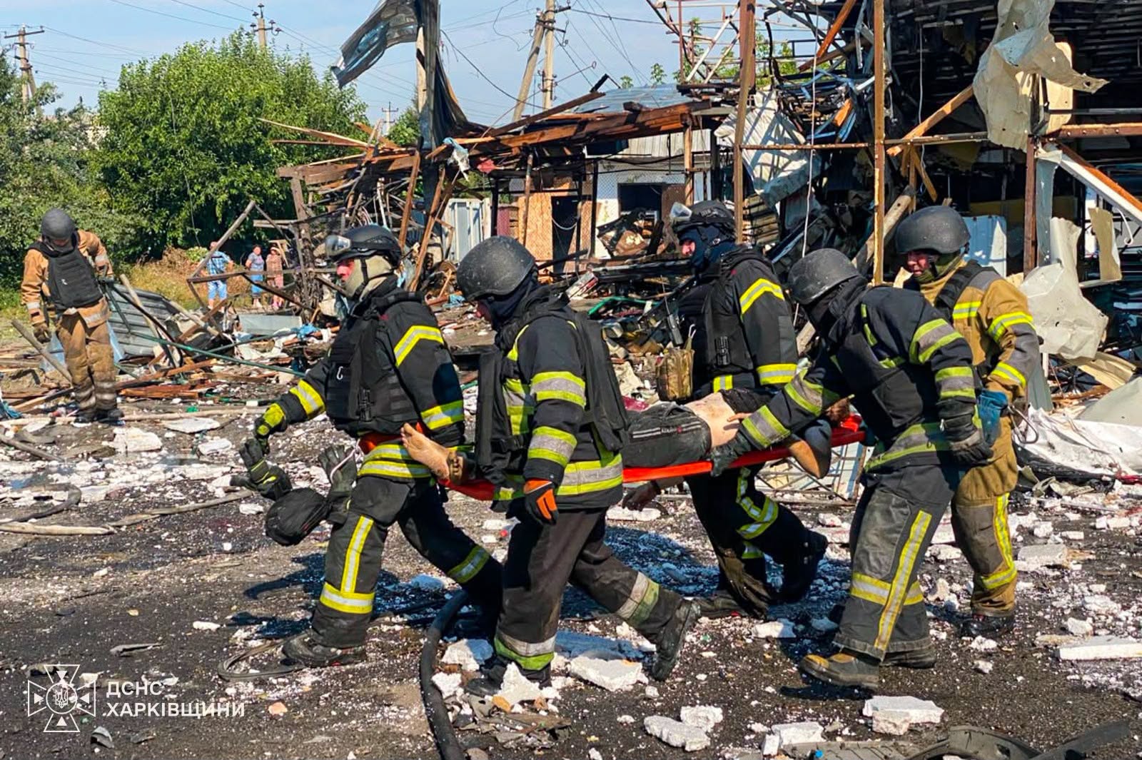 Ракетний удар по Печенігах: 17 постраждалих, 10 загиблих