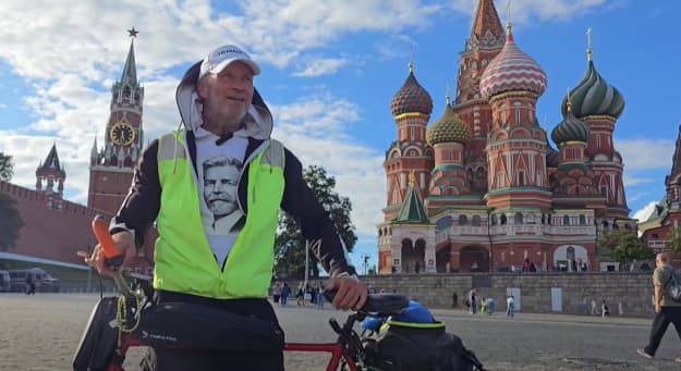 Чеський мандрівник подолав 1473 км на велосипеді до Москви і вигукнув «Слава Україні!»
